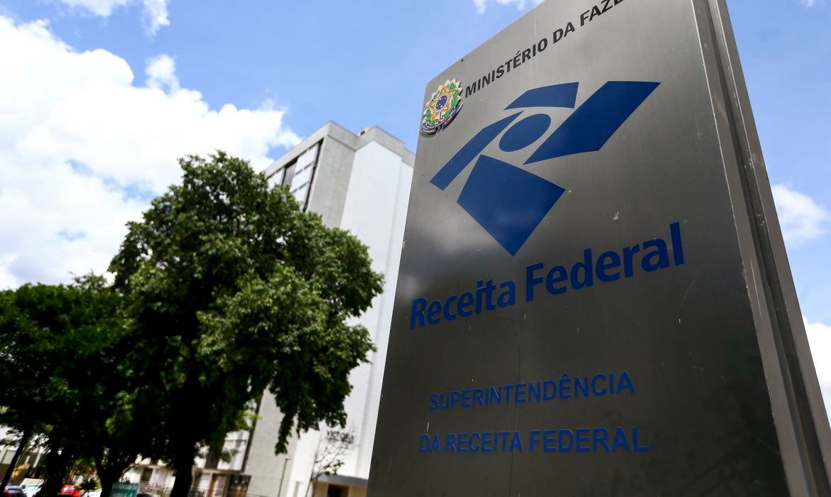 Reforma tributária exige adaptação de empresas e contadores