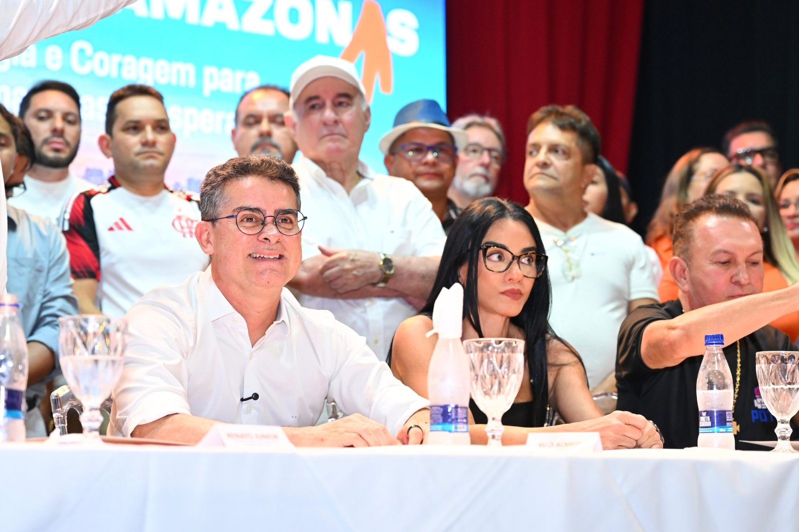 David Almeida destaca resultados ao apresentar plano de governo