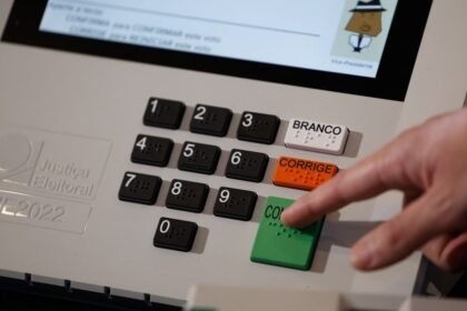 Republicanos aposta na independência institucional para eleições