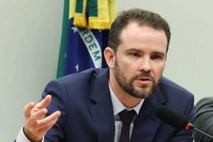 Governo cita avanços na economia brasileira