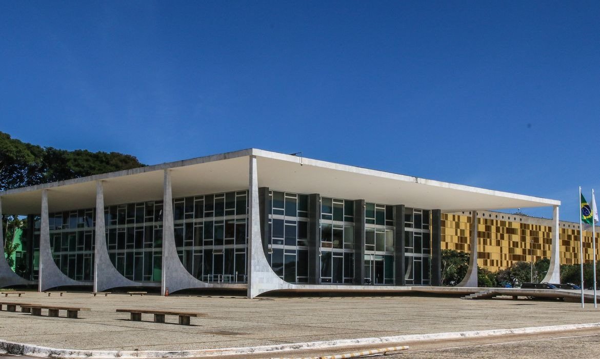 PF deverá apurar irregularidades nas emendas Pix