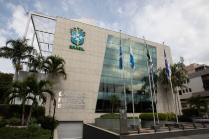 VAR terá nova regra para escanteios concedidos por erro