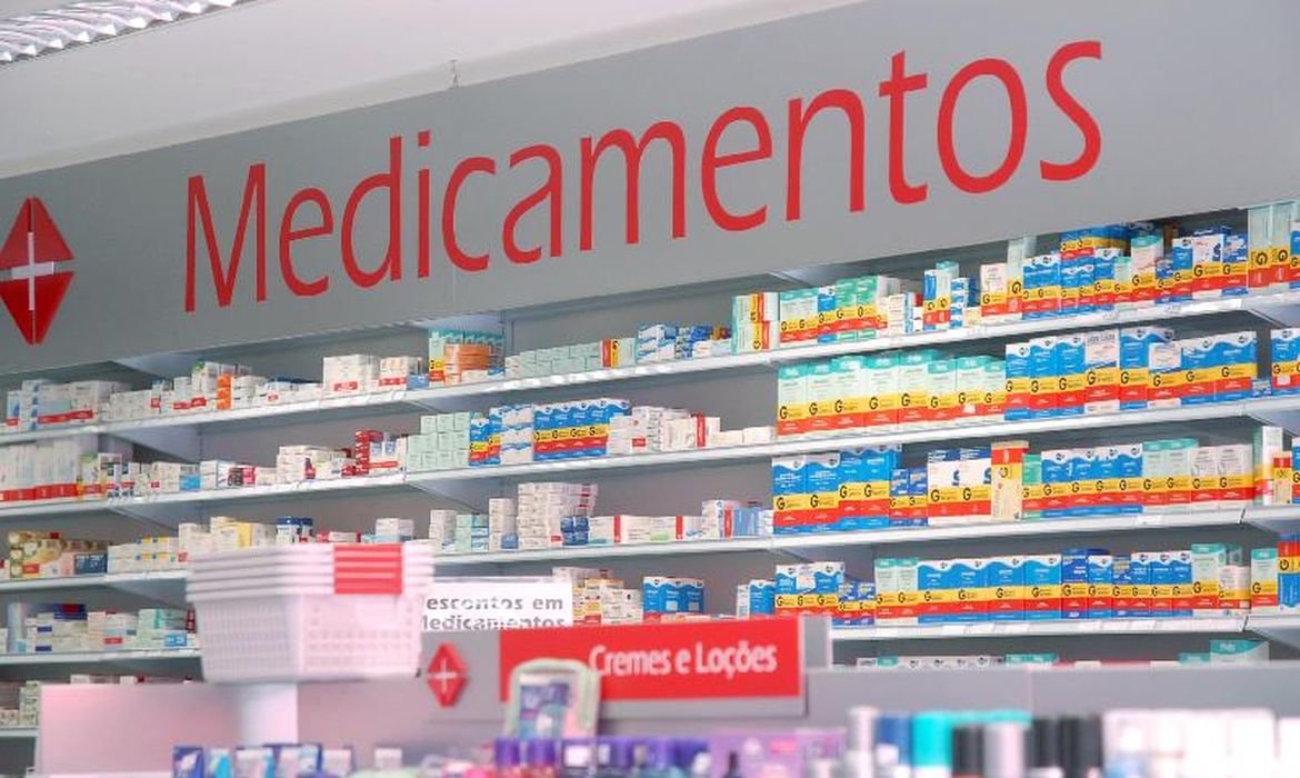 Ministério da Saúde avalia expansão do Farmácia Popular