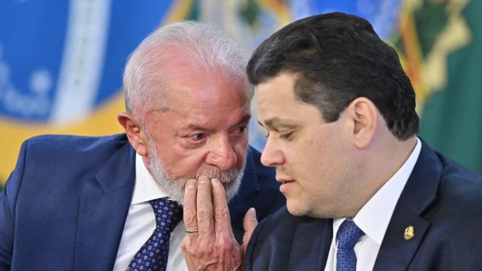 Como funcionará a redução da jornada na PEC 6x1