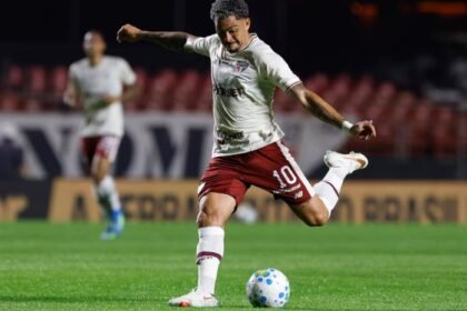 São Paulo e Bolívar empatam no jogo de ida