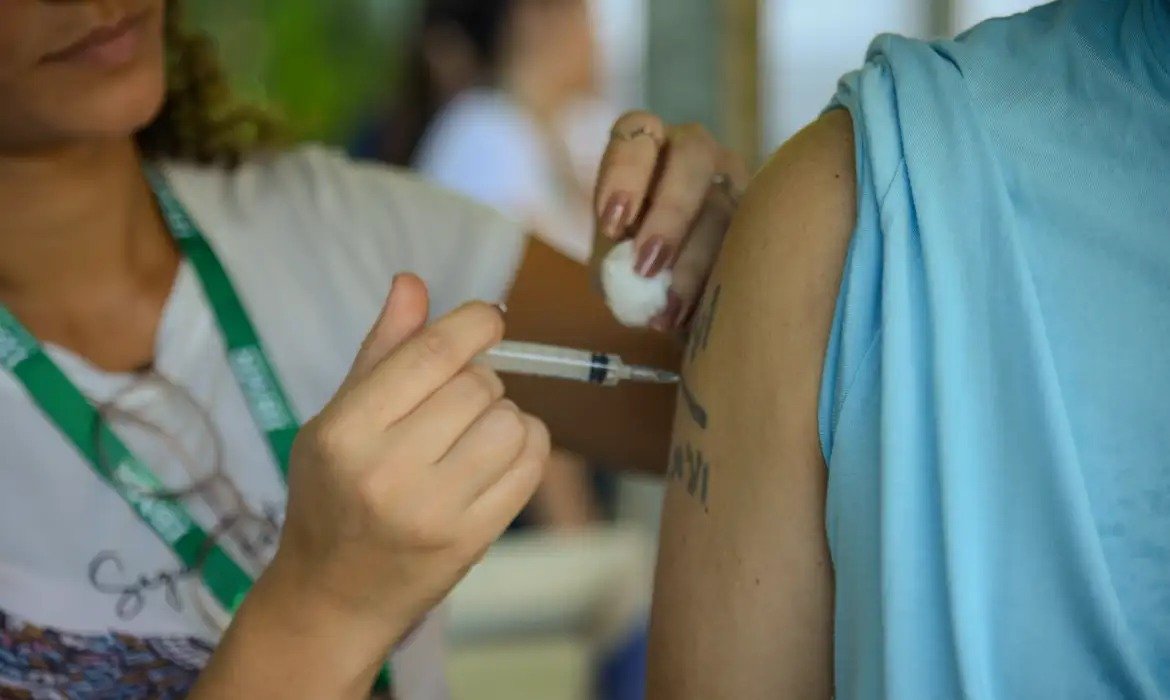 Dia D: unidades de saúde terão vacinação neste sábado
