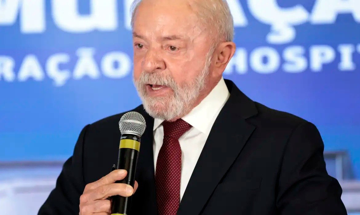 Lula e Trump discutem próximos passos sobre tarifas