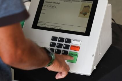 Transparência em anúncios políticos é desafio