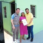 Prefeitura entrega casas reformadas em Manaus