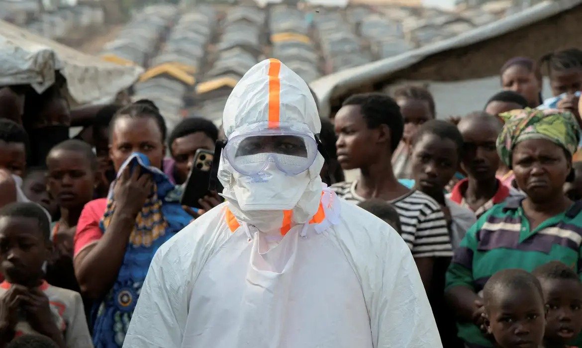 Combate ao Ebola exige resposta coordenada