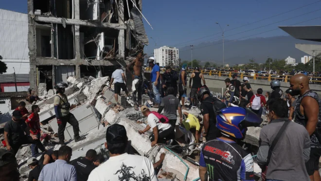 Terremoto na Colômbia: 224 mortos e buscas continuam