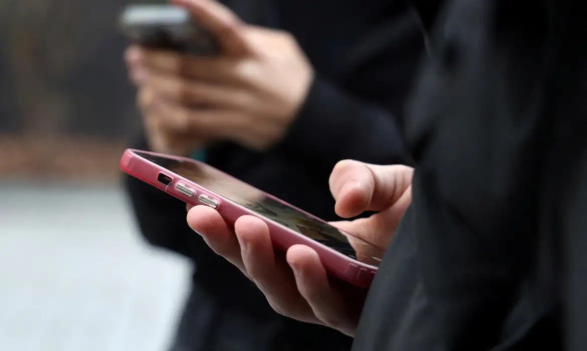 Plataforma de jovem amplia acesso à educação eleitoral em ambiente digital