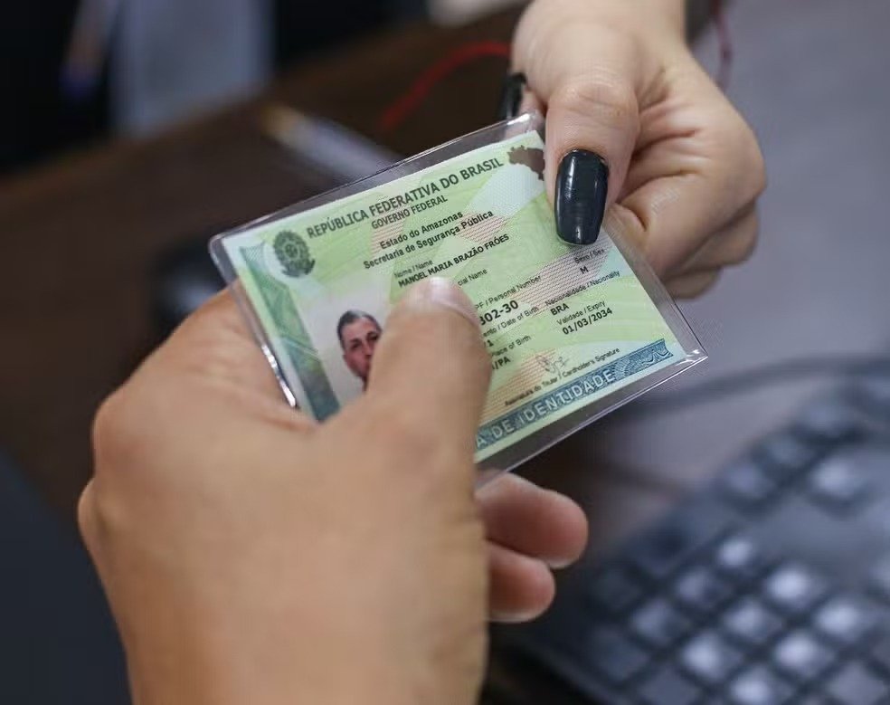 Identidade gratuita: mutirão atende 400 pessoas nesta terça em Manaus