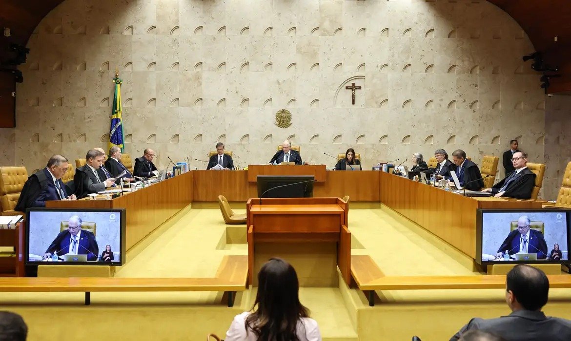 Fachin defende resposta coletiva do STF em caso envolvendo Alexandre de Moraes