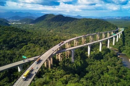 Brasil analisa modelos internacionais para superar déficit de infraestrutura