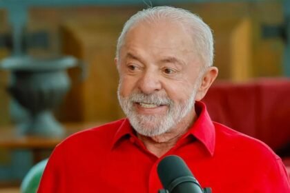 Lula assina aumento do Bolsa Família; média sobe cerca de R$ 100