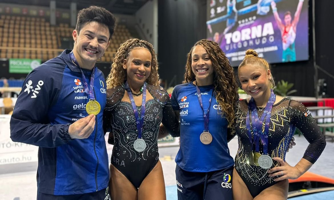 Flávia Saraiva conquista dois ouros e uma prata na Hungria