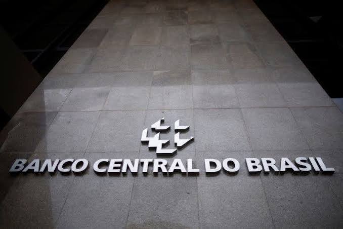 Entenda a redução da previsão do Banco Central para a economia