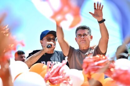 Crédito para barcos é apresentado por David durante visita ao Juruá