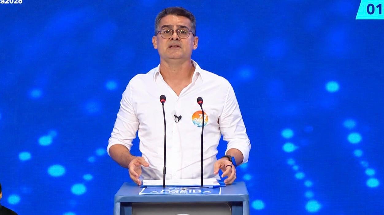 David Almeida propõe educação integral gradual para alunos do Amazonas
