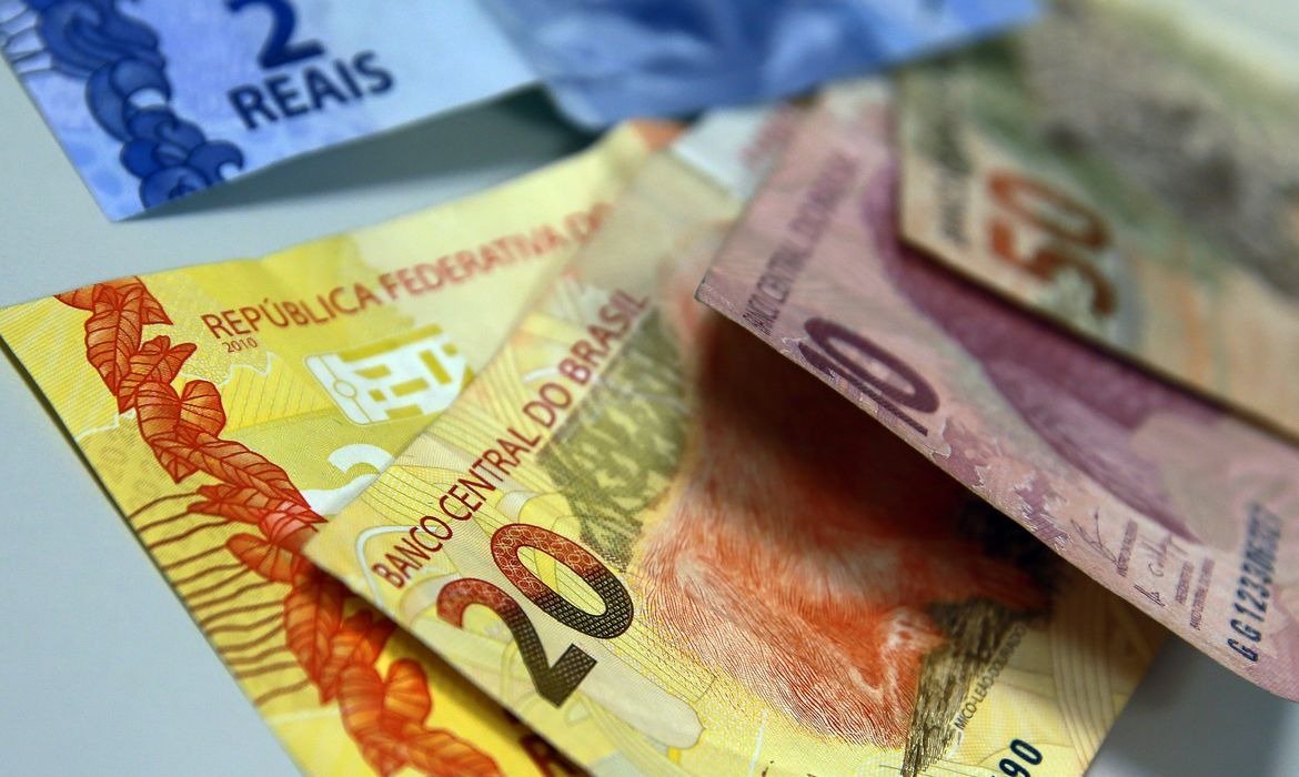Crédito ampliado às empresas soma R$ 7,3 trilhões em agosto
